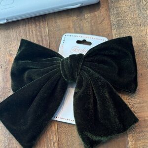 Luxurious Velvet Bow Hair Clip - Dark Green new